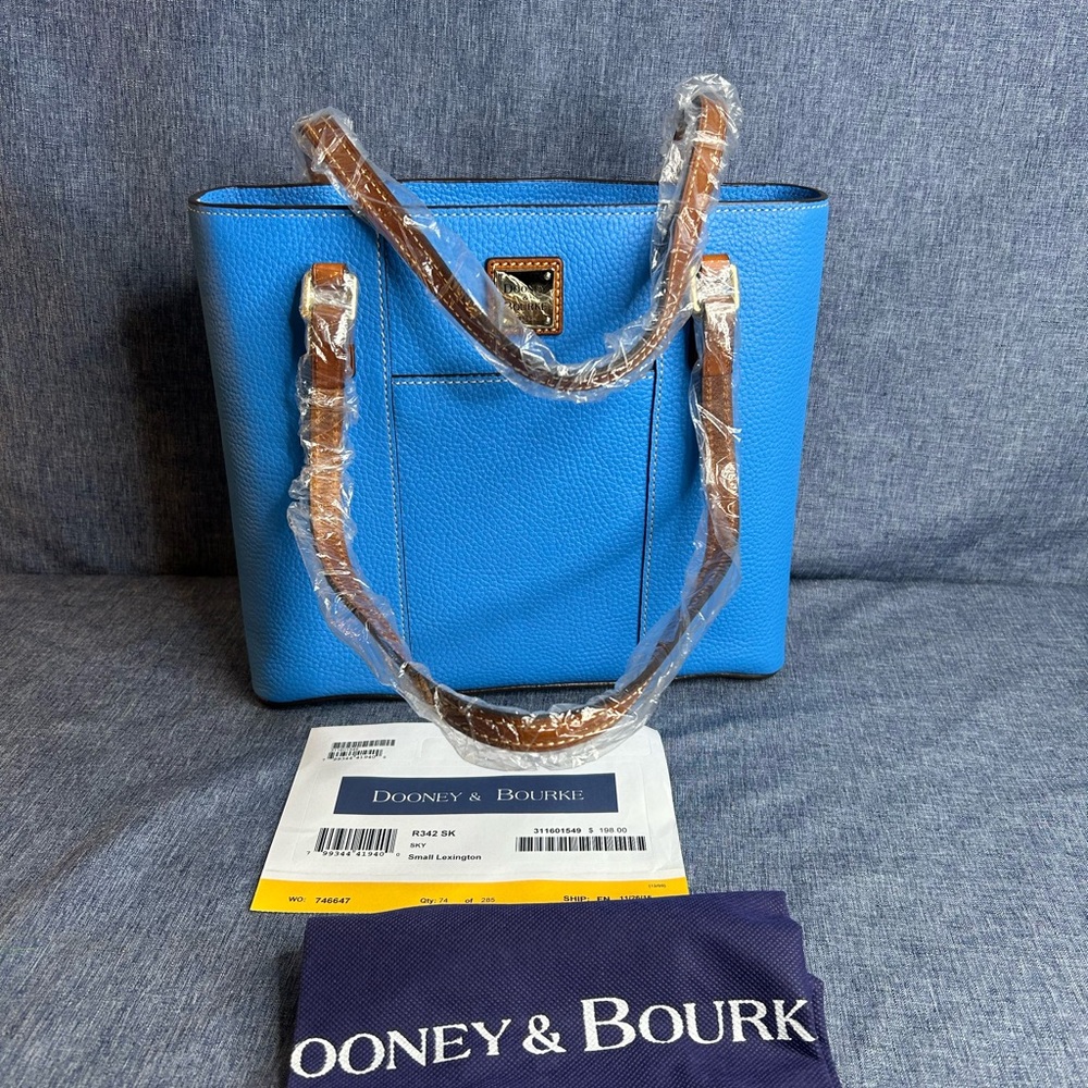 Dooney & Bourke sky leather purse - brand new